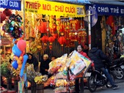 Bóng đá anh, ngoại hạng anh, lịch thi đấu euro 2012, Người Hà Nội nhộn nhịp sắm Tết Táo Quân